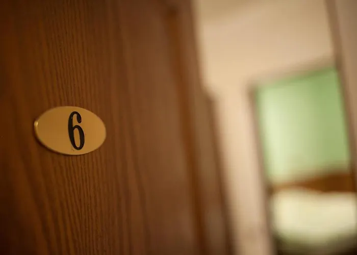 U Jiřího Hotel *